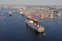 Hamburgo recupera el segundo lugar en Europa en movimiento de contenedores 