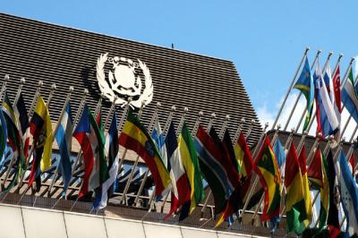 La OMI acuerda elevar en un 51% los límites de responsabilidad por créditos marítimos del Convenio de 1976 La OMI acuerda elevar en un 51% los límites de responsabilidad por créditos marítimos del Convenio de 1976