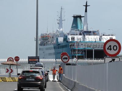 La Operación Paso del Estrecho de 2015 movió 2,8 millones de pasajeros, un 10% más que en 2014 