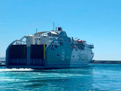 Primer suministro de GNL como combustible para el Bahama Mama de Baleària Primer suministro de GNL como combustible para el Bahama Mama de Baleària