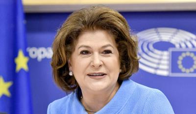  Rovana Plumb, propuesta como Comisaria de Transporte de la Comisión Europea 