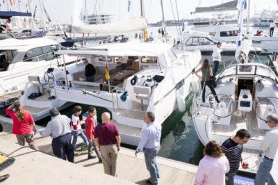 Más de 2000 visitantes en la primera jornada del Valencia Boat Show