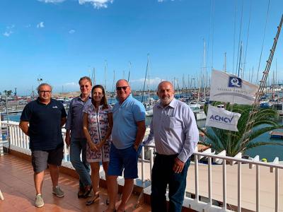 Representantes del Comité Internacional de Normas Turísticas se reúnen en el Real Club Náutico Torrevieja
