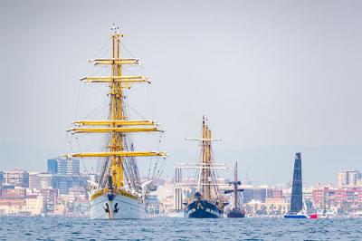 Valencia despide a la Iacobus Maris