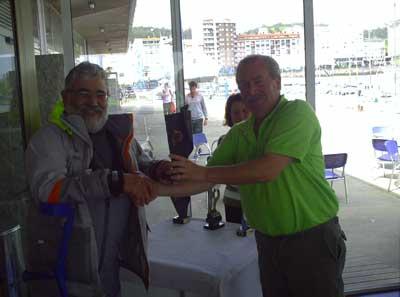ALYNA GANA EL CAMPEONATO DE PESCA DE CEFALOPODOS QUE ORGANIZO EL CLUB NAUTICO DEPORTIVO RIVEIRA ALYNA GANA EL CAMPEONATO DE PESCA DE CEFALOPODOS QUE ORGANIZO EL CLUB NAUTICO DEPORTIVO RIVEIRA
