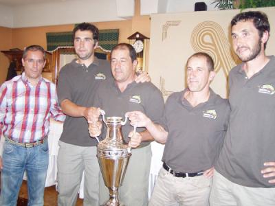 XI Open Internacional de Pesca a Mosca, por equipos- El Club Nautico de Hondarribia se lleva la prueaba del Órbigo XI Open Internacional de Pesca a Mosca, por equipos- El Club Nautico de Hondarribia se lleva la prueaba del Órbigo