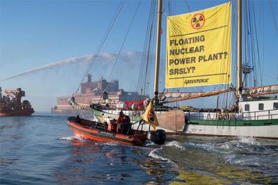 Rusia envía al Ártico la primera central nuclear flotante del mundo Rusia envía al Ártico la primera central nuclear flotante del mundo