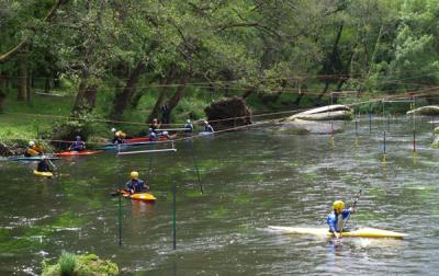 Cita con el Slalom en Galicia. Leiro acoge la penúltima cita de la Copa de España Cita con el Slalom en Galicia. Leiro acoge la penúltima cita de la Copa de España