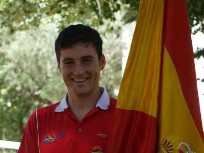 David Cal no falla y se mete de forma directa en la final de 500 metros tras una gran remontada David Cal no falla y se mete de forma directa en la final de 500 metros tras una gran remontada