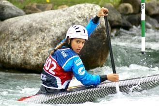 Ainhoa Lameiro, primera internacional absoluta en eslalon del piragüismo gallego