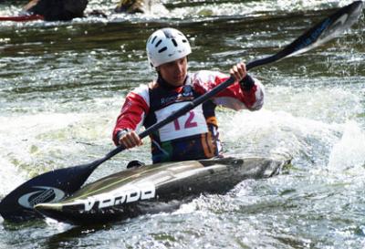 Las chicas del Piragüismo Val Miñor dominan el slalom gallego