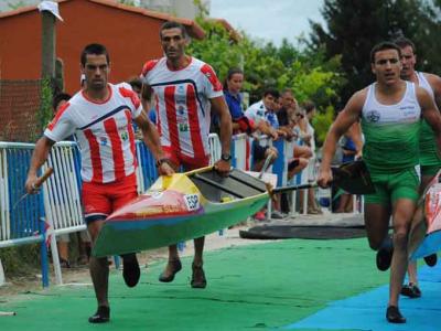 800 palistas y 170 clubes pelearán por el Nacional de maratón este fin de semana en aguas pontevedresas del Lerez 800 palistas y 170 clubes pelearán por el Nacional de maratón este fin de semana en aguas pontevedresas del Lerez