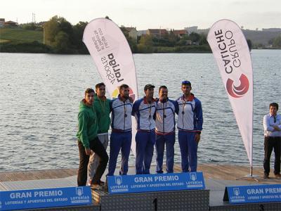 El club Kayak Tudense vence con autoridad en la Copa de España en Trasona