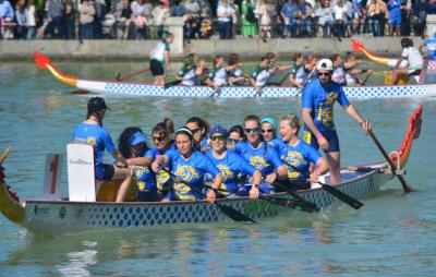 El espectaculo de los dragon boat 12 en el Ence-VIlla de Marin de la Semana Abanca