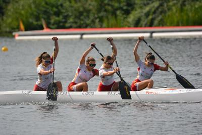 España avanza con paso firme en el mundial