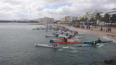 Jasper Mocke y Haeley Nixon vencen en la Atlantic Ocean Surfski Lanzarote