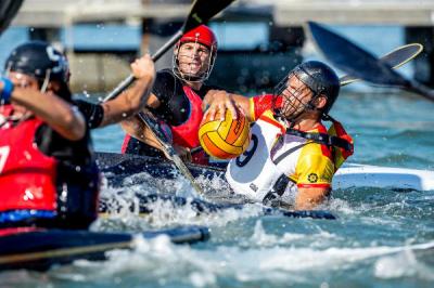 La Selección Española de kayak polo continúa invicta en Siracusa
