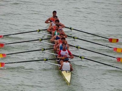 Equipo Nacional Absoluto de remo viaja a Aiguebelette, Francia Equipo Nacional Absoluto de remo viaja a Aiguebelette, Francia
