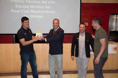 La Federación Andaluza de Remo premia al equipo técnico del Real Club Mediterráneo