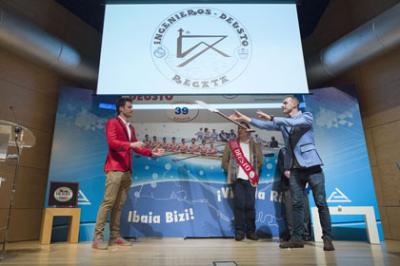 La suerte sonríe a Ingenieros, que elegirá la calle por la que bogará el día de la Regata La suerte sonríe a Ingenieros, que elegirá la calle por la que bogará el día de la Regata