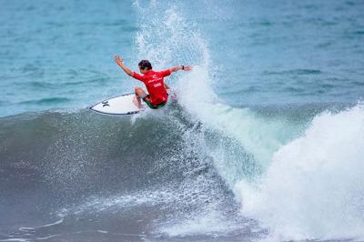 Adur Amatriain y Melania Suárez, Bronce en la final mundial del RIP CURL GROMSEARCH Adur Amatriain y Melania Suárez, Bronce en la final mundial del RIP CURL GROMSEARCH