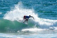 Competencia reñida por las plazas olímpicas en el séptimo día del ISA World Surfing Games  