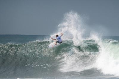 Con un Swell Creciente Llegan Grandes Puntajes en el Día 4 del Surf City El Salvador ISA World Surfing Games 2023 Con un Swell Creciente Llegan Grandes Puntajes en el Día 4 del Surf City El Salvador ISA World Surfing Games 2023