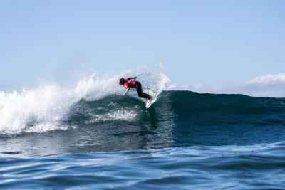 Crece el Swell y las Mujeres sobresalen en el tercer día del ISA World Surfing Games Crece el Swell y las Mujeres sobresalen en el tercer día del ISA World Surfing Games