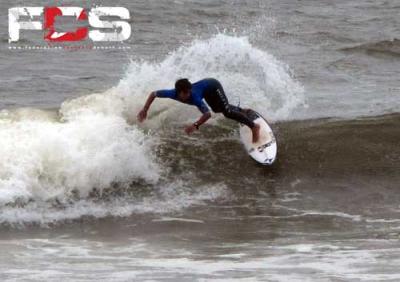 Dominio vasco en el Rip Curl Grom Search