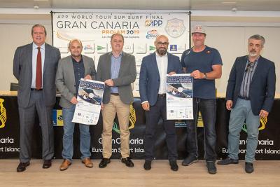 El Campeonato del Mundo de Paddle Surf regresa a Las Canteras con el espectáculo de olas El Campeonato del Mundo de Paddle Surf regresa a Las Canteras con el espectáculo de olas