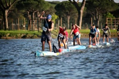 El Club Deportivo Parres brilla en la Copa del Mundo de SUP con múltiples podios internacionales