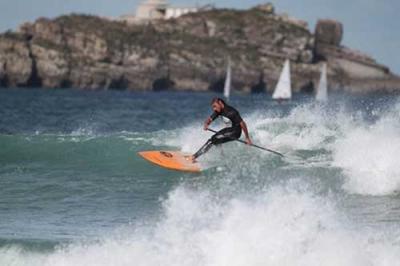 El cántabro Tino Aja se proclama campeón europeo de STAND UP PADDLE SURFING EUROSUPA 2013