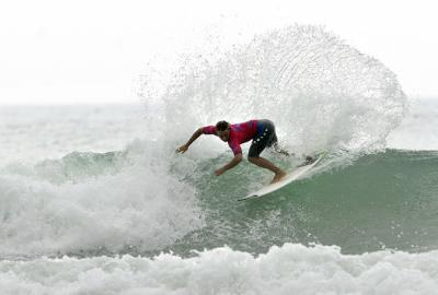 Excelentes olas y grandes sorpresas en el día 2 del HAINAN CLASSIC de la ISA Excelentes olas y grandes sorpresas en el día 2 del HAINAN CLASSIC de la ISA