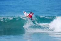 La acción de los mejores surfistas juniors del mundo continúa en Salinas