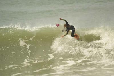 La gran surfista argentina Ornella Pellizzari tendrá la posibilidad de medirse con las mejores surfistas del mundo en el Roxy Pro La gran surfista argentina Ornella Pellizzari tendrá la posibilidad de medirse con las mejores surfistas del mundo en el Roxy Pro