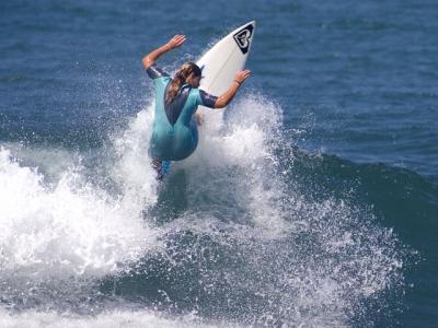 Ornella Pellizzari cerró su participación en el “Movistar Pro San Bartolo 2009” en el tercer puesto del podio Ornella Pellizzari cerró su participación en el “Movistar Pro San Bartolo 2009” en el tercer puesto del podio