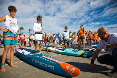 V edición de la Gran Carrera del Mediterráneo SUP Race 2023 que se ha celebrado en la Playa Varadero de Santa Pola.  