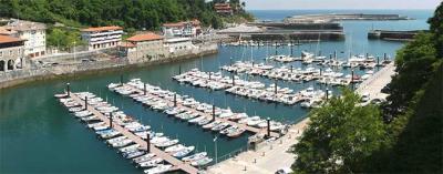 El puerto deportivo de Mutriku recibe 375 tránsitos en tres meses El puerto deportivo de Mutriku recibe 375 tránsitos en tres meses