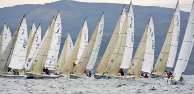 Comienza en el Abra el Trofeo Otoño en la clase J-80