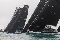 El RC44 Península Petroleum saca su genio en Sotogrande