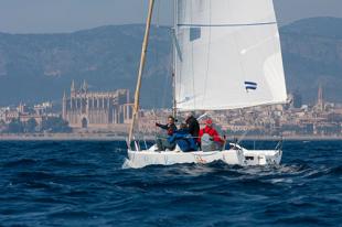 Las mejores monotipos se enfrentan en el VI Trofeo de Invierno Club de Mar Las mejores monotipos se enfrentan en el VI Trofeo de Invierno Club de Mar