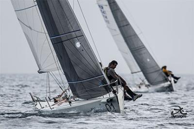 Nueva cita del VI Circuito de J/80 Marina Sotogrande en aguas de San Roque Nueva cita del VI Circuito de J/80 Marina Sotogrande en aguas de San Roque