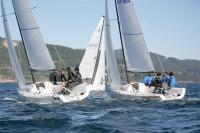 Solventis y Sailway-Bluesock Hostels empatan a puntos este sábado en el Trofeo Pazo de Cea – Gloria de J70