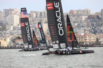 Segunda jornada de las AC World Series San Francisco con Oracle mandando