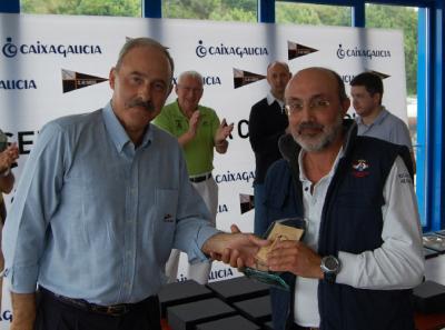 El Almirante Don Gonzalo Sirvent Zaragoza preside el acto de entrega de premios del “II trofeo Concello de Ares de crucero”. 