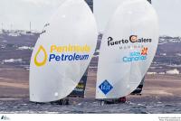 El Peninsula Petroleum en lo más alto de la RC44 Puerto Calero