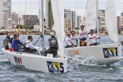 El CV de la UPV, al mando de Héctor Vilanova,  gana el Gran Premio CAM Liga de Vela de Match Race, empatado a puntos con el RCN Valencia