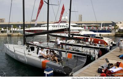 El GP42 Caser-Endesa entra en escena en el Trofeo Ciudad de Alicante