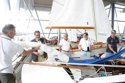 Abanca reúne en el Centro Gallego de Vela 200 años de historia de madera y sal