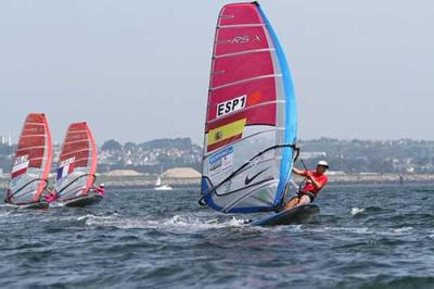 Blanca Manchón pasa al número tres del windsurf olímpico tras no poder acudir a la Copa del Mundo de China Blanca Manchón pasa al número tres del windsurf olímpico tras no poder acudir a la Copa del Mundo de China